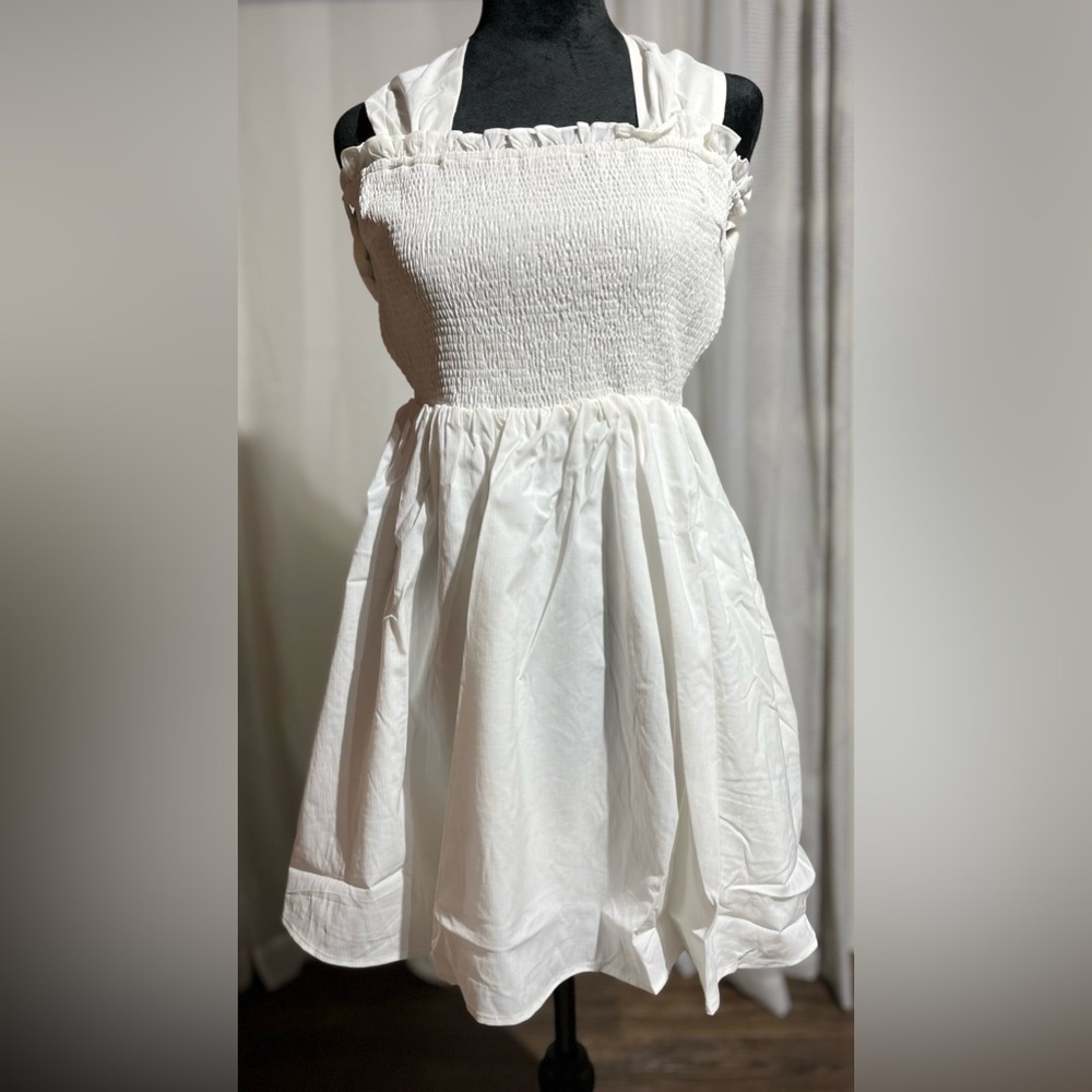 NWT-Emory Park Ruched Top Mini Dress, Sleeveless, Tie Back Dress, White, Medium.